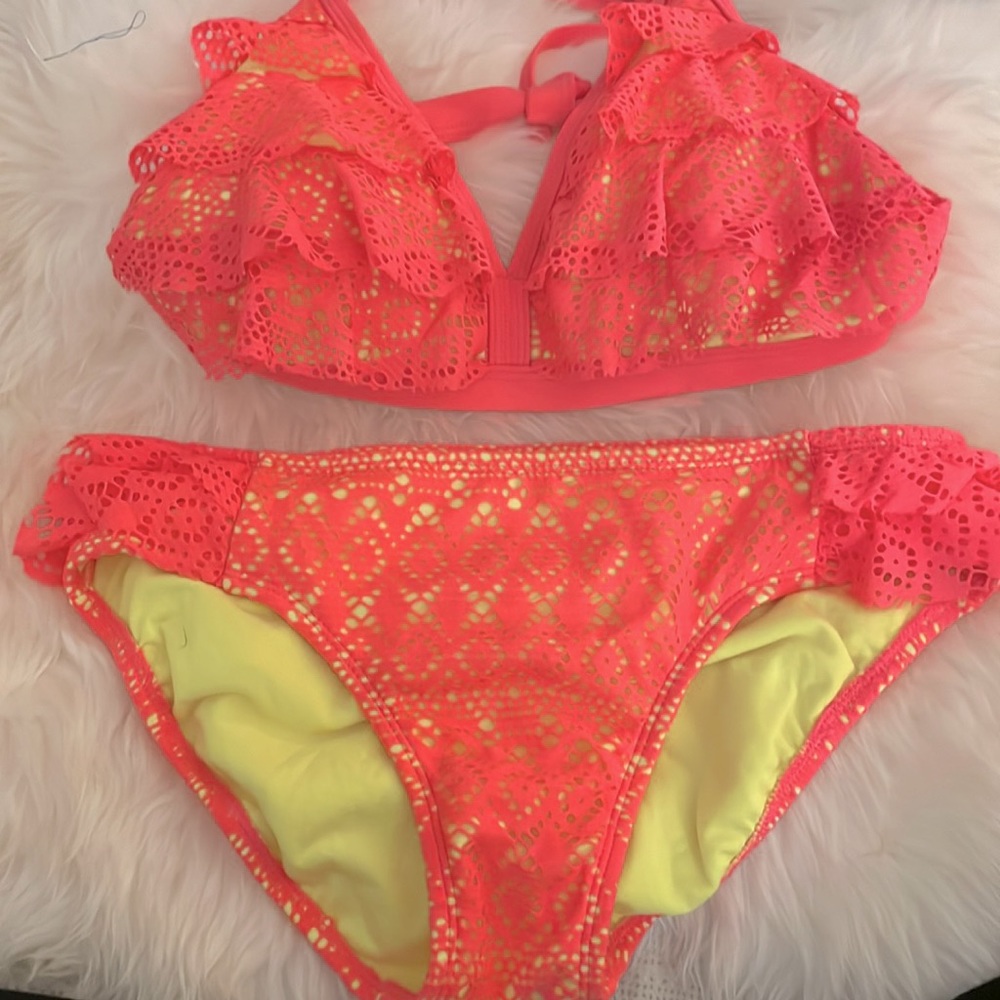 GIRLS JUSTICE LACE RUFFLED NEON PINK 2 of BIKINI. SZ18